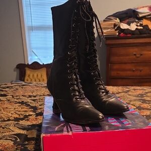 Funtaisma Chic Leather Black Lace-Up Women's Boots